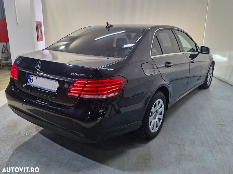 Mercedes-Benz E 200